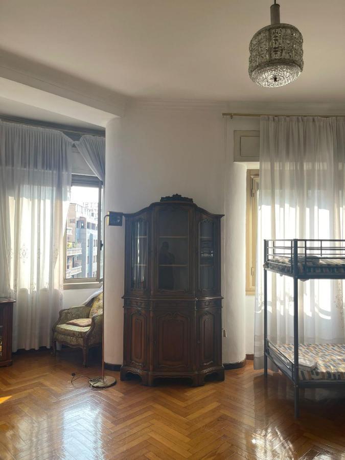 Hostel Corner 32 Milan Extérieur photo