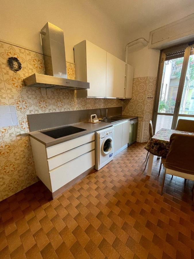 Hostel Corner 32 Milan Extérieur photo